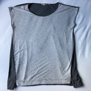 Athleta Dark and Light grey soft shirt